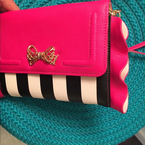 Betsey Johnson Clutch or Cross Body purse, bag - Picture 5 of 8